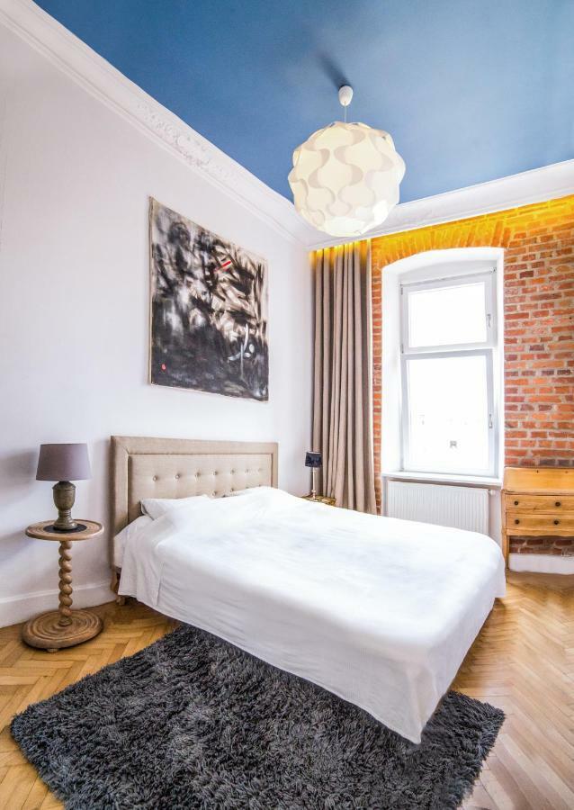 Old Town - Green Apple Apartment Вроцлав Екстериор снимка